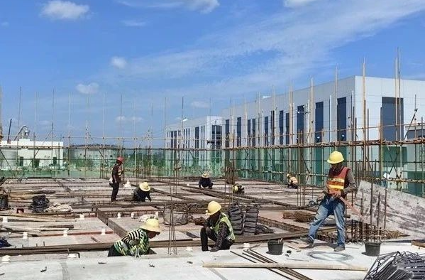 不惧“烤”验，湘乡重点项目建设掀起“夏日攻势”！