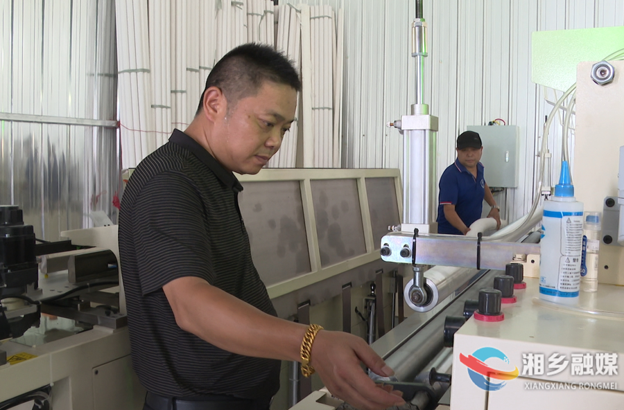 从“包工头”到企业家 湘乡汉子返乡创业绘“丰”景