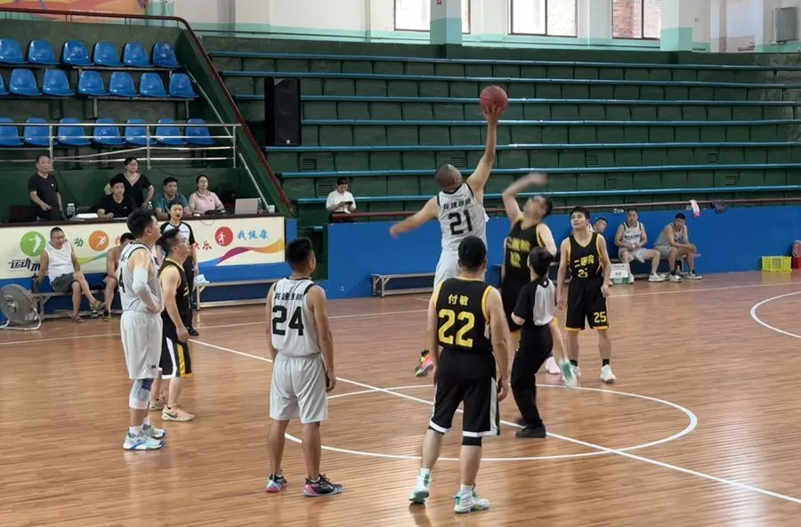 赛事快报 | “龙城BA”男子篮球赛 第九日赛况