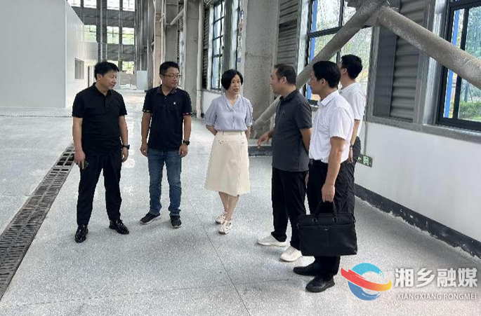 省科协来湘乡调研专家工作站建设情况