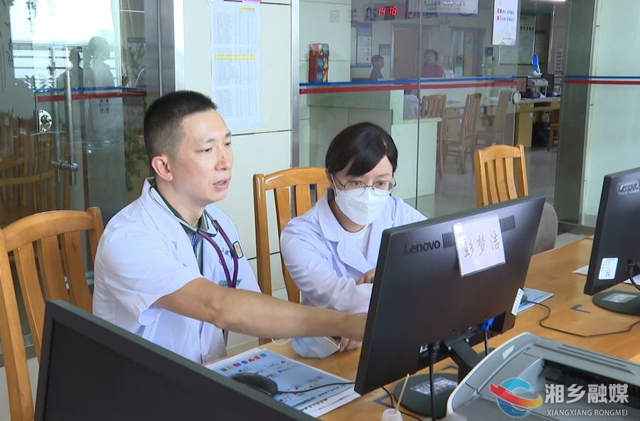 【身边的榜样·优秀医师】朱爱科：手持仁术 “内”怀仁心