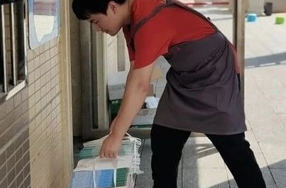 湘乡学子，你的新学期教材正在派送中！