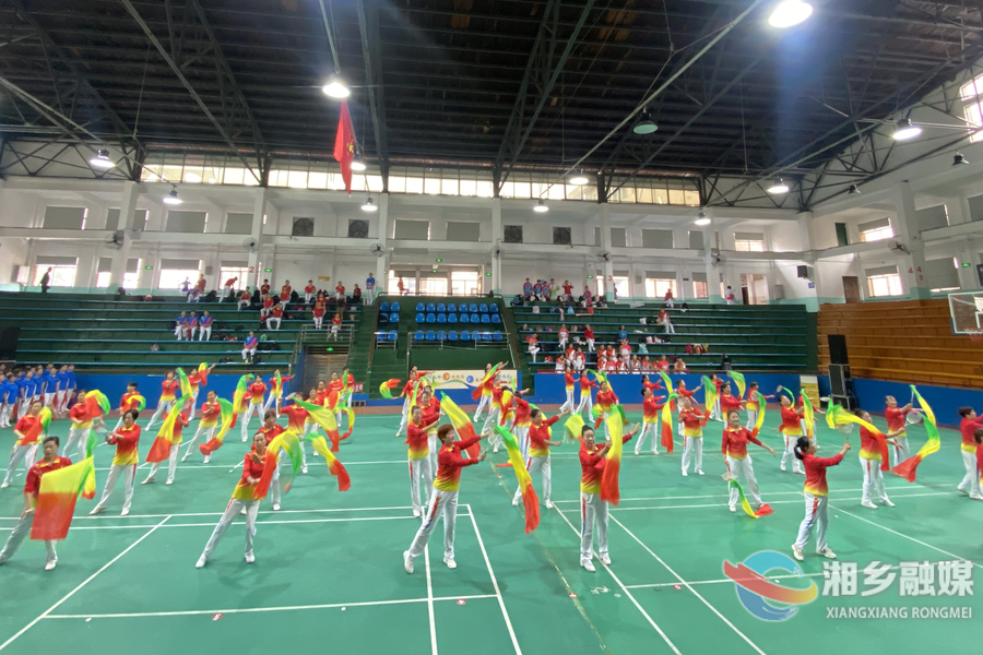 小小柔力球 “舞”出健与美