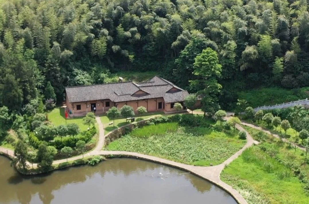 一镜到底！带你沉浸式参观黄公略故居