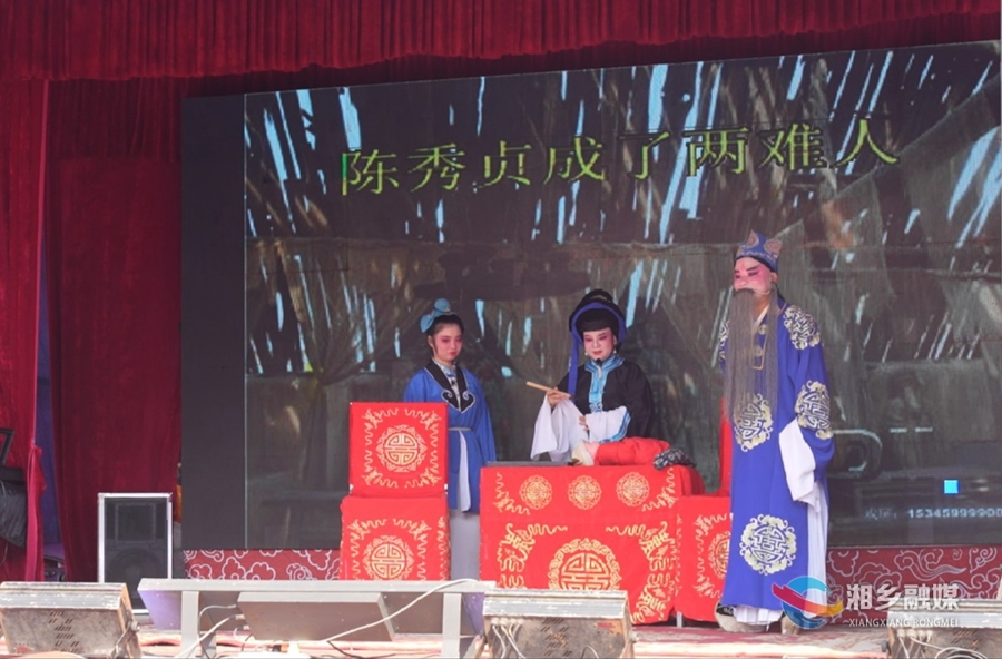 【我们的节日·重阳】龙洞镇：村民欢度重阳节 敬老风尚满乡村