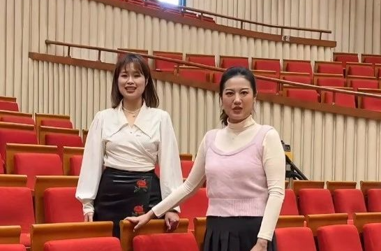 “声”情告白！五湖四海的湘乡一中学子唱响校歌，深情献礼母校