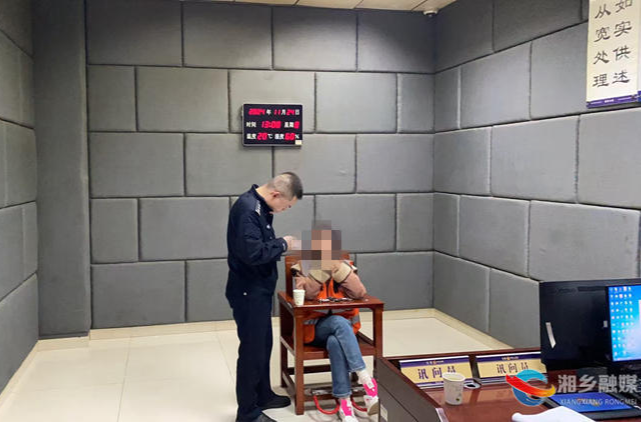 [公安局]“塑料姐妹花”现形记 闺蜜竟是盗窃嫌疑人