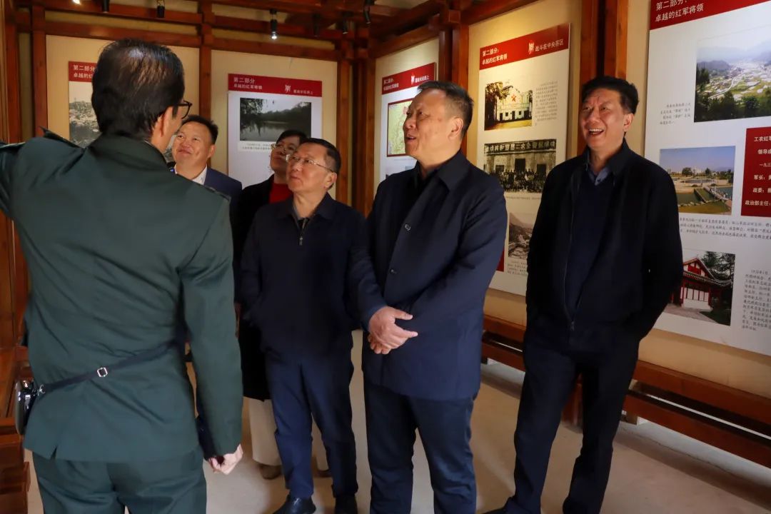 杨真平到湘乡走访调研
