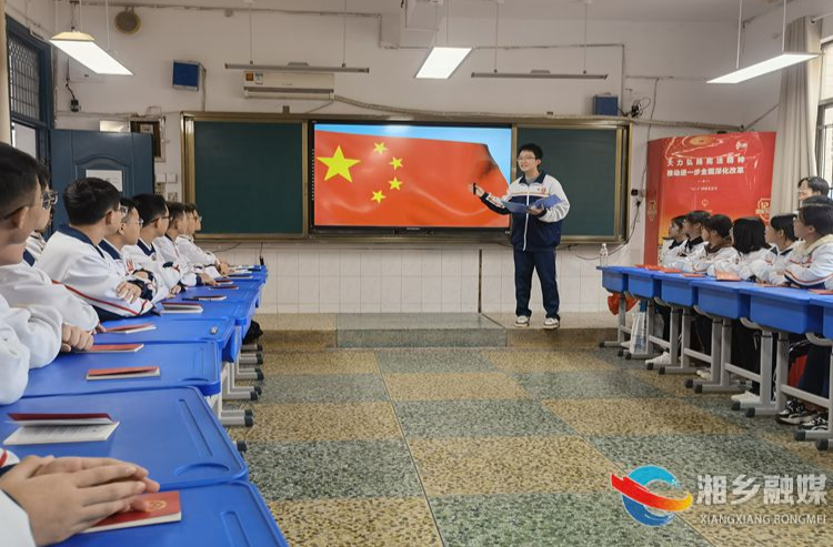 [昆仑桥街道]“宪”在行动 法进校园