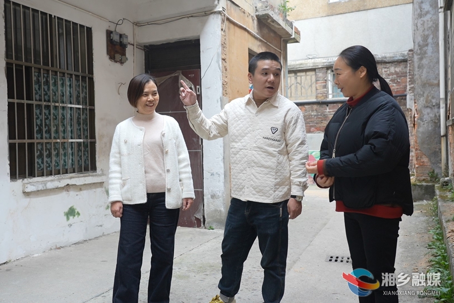 【代表风采】胡余钱：倾听民声 为民解忧