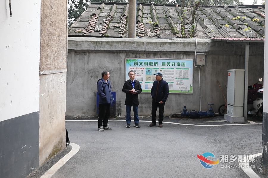 【代表风采】张先林：  把基层的声音传递进每一部法律