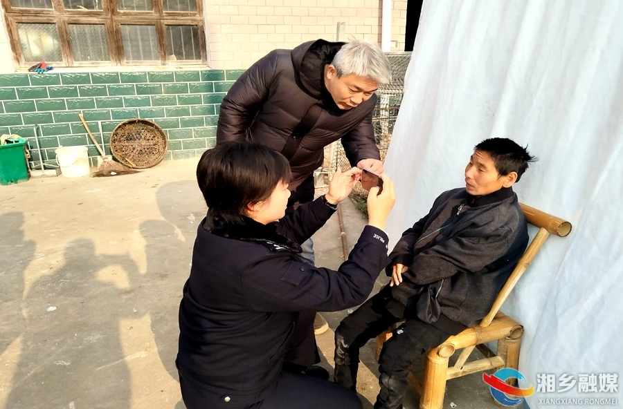 [山枣镇]窗口开到百姓家 警务服务暖人心