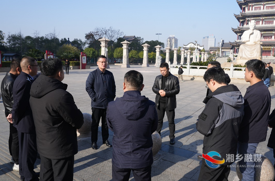 赵新文督导烟花鞭炮禁燃工作：确保群众过一个安全文明低碳环保欢乐祥和的春节