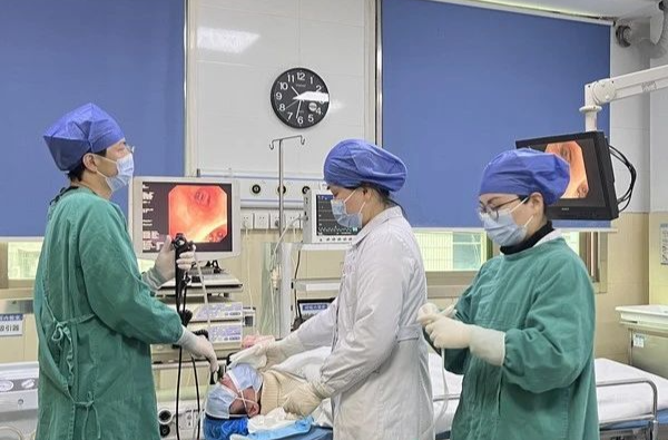 【湘恋英才 携手乡依·优秀专家】谭海滔：舒适化诊疗 让患者不再“镜”而远之