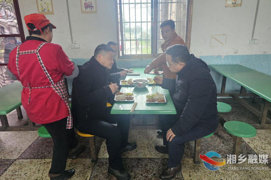 郭勇：时刻紧绷安全弦 坚决筑牢校园食品安全防线