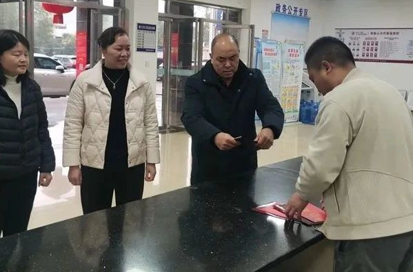 仅3天！湘乡首批“一网通办”农村建房证件发放