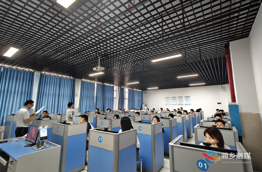 【我爱湘乡我的家】湘乡市党规党纪、法律法规和历史文化知识竞赛初赛举行