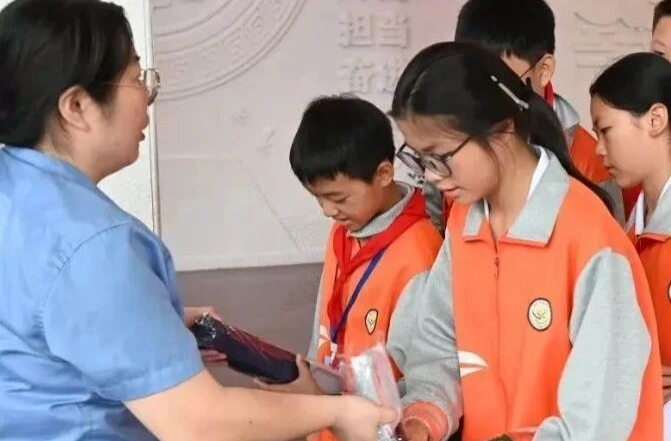 携手关爱 共护未来！这场“六一”检察开放日活动超有爱~