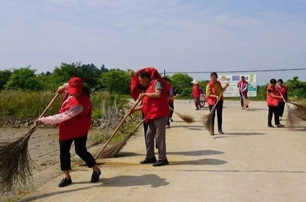 育塅乡双桥村探索“4+1”模式！绘就和美乡村新画卷