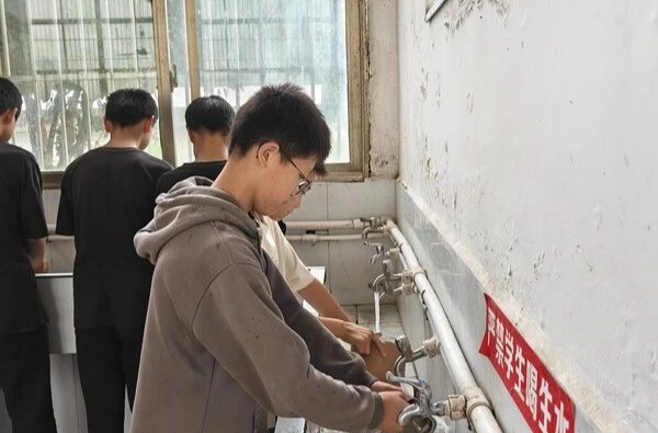 改有成效！湖山中学彻底告别“用水荒”
