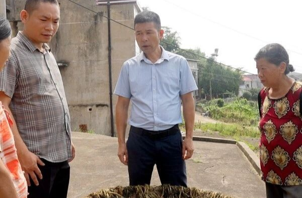 【党旗映初心·行动践忠诚】赵正良：村民心中的“双料先锋”