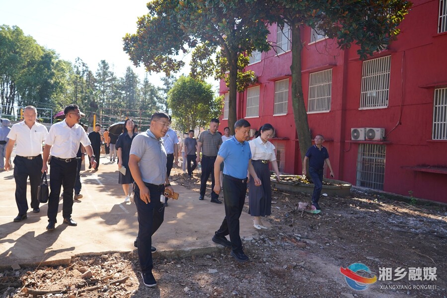 湘乡市盘活国有“三资”工作经验交流会在泉塘召开