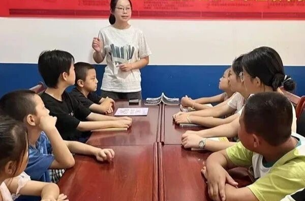 书香弥漫！东郊乡横洲村农家书屋赋能全民阅读新风尚