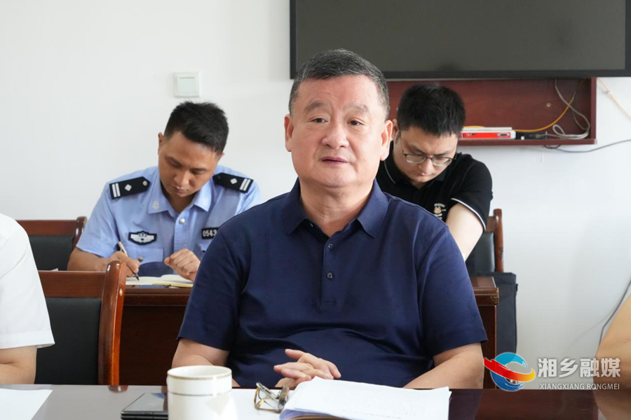 三听三问｜赵新文下沉育塅乡调度重点信访事项