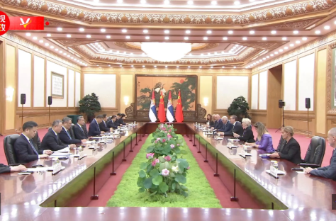 独家视频丨习近平会见塞尔维亚总统：弘扬正确二战史观 捍卫反法西斯战争胜利成果