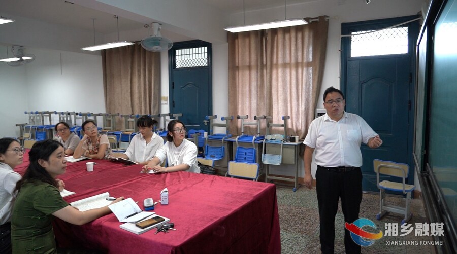 【师者匠心 育梦成光】颜勇辉：用“心”护航学子梦想 以“情”践行育人使命