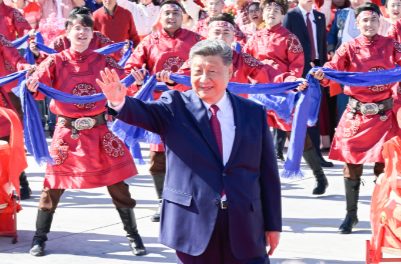 独家视频丨习近平离开新疆返回北京