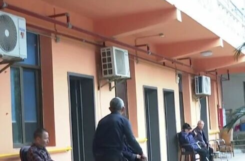 踢球跳舞享时光，一起来看湘乡老年人的精彩养老生活