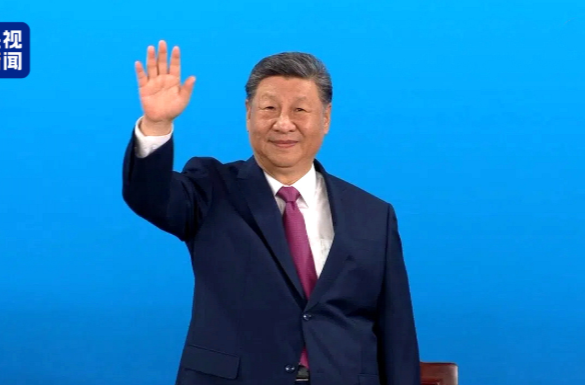 独家视频丨习近平出席第十五届全国运动会开幕式
