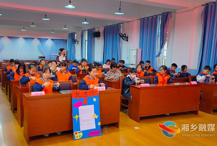 [教育局]解锁数学密码 湖铁学校举办数学文化节比赛