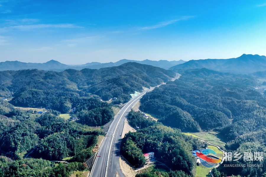 【非凡“十四五” 湘乡新答卷】 织密“发展经纬”！交通强市建设跑出加速度