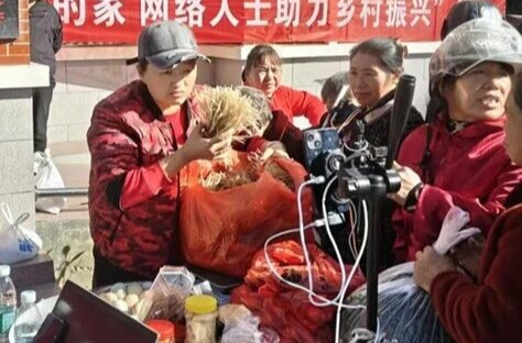 村部变成“直播间”！湘乡这里的乡村好物成了“网红爆款”