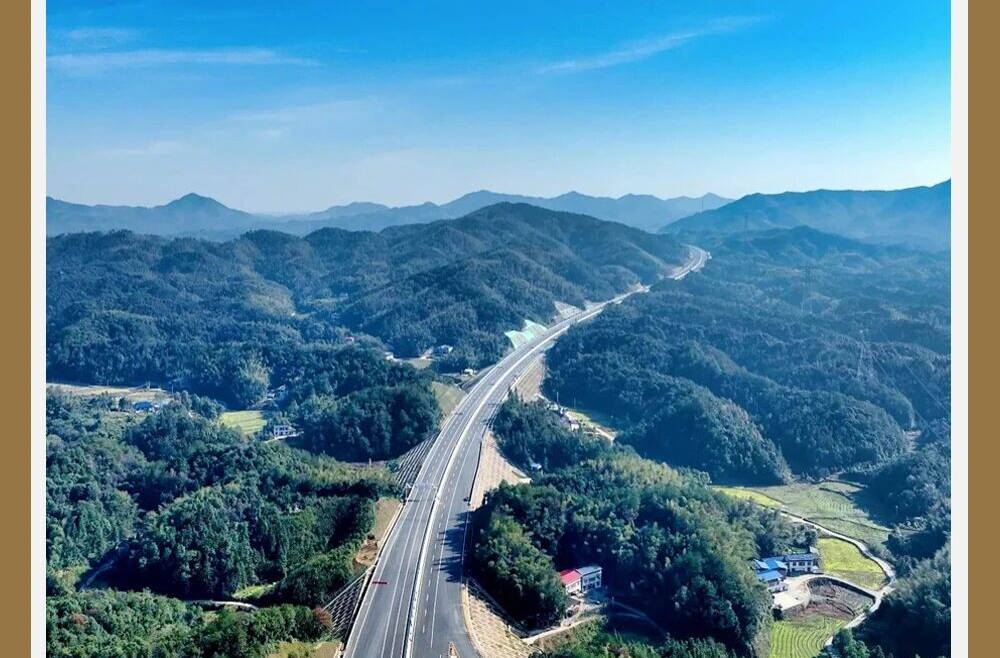 海报 | 织密 “发展经纬” 湘乡交通强市建设跑出加速度