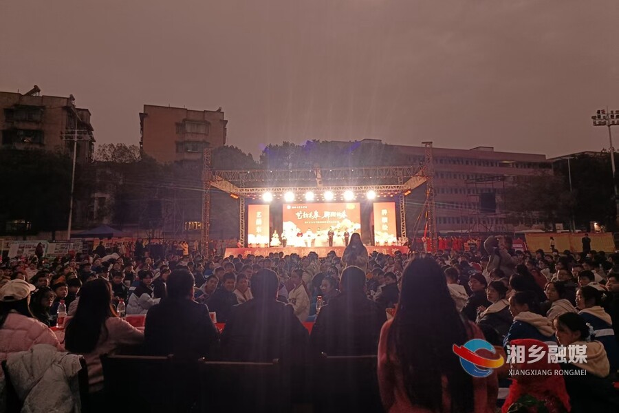 欢声笑语迎新年！东皋学校元旦文艺汇演精彩上演