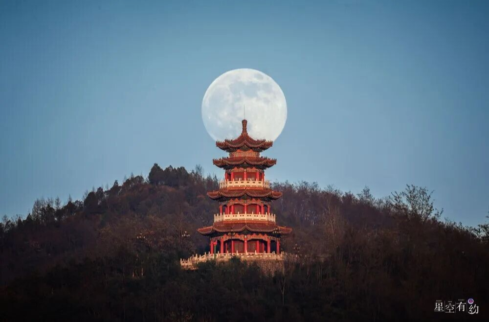 就在今晚，记得抬头看！