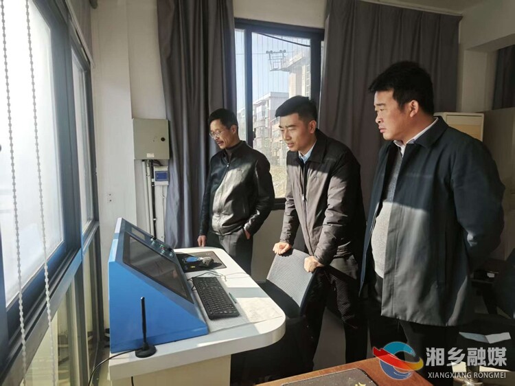 省调研组来我市调研水文工作