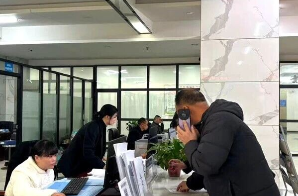 从“办成”到“高效办” 湘乡五年跑出政务服务加速度