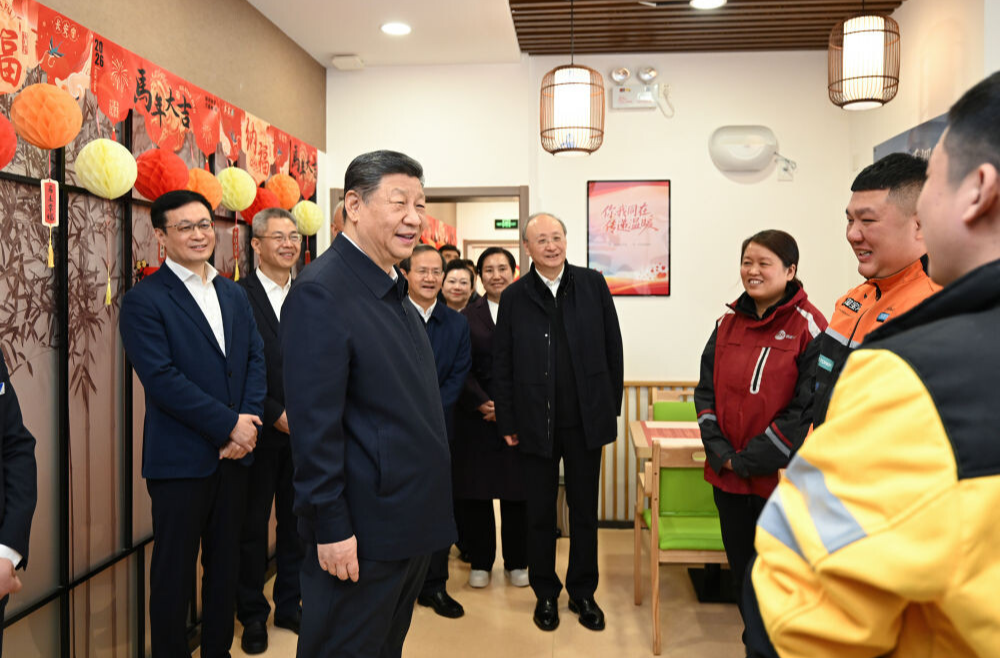 蒸蒸日上的年景，欣欣向荣的家国