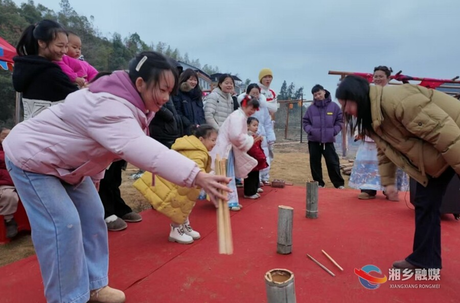 龙洞镇楠香村：篝火映团圆  联欢暖乡情