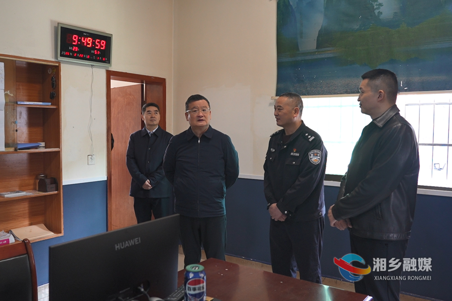 赵新文深入基层派出所督导检查工作