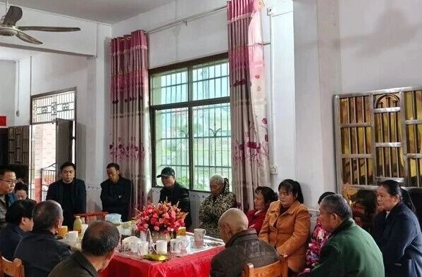 文明过清明！梅桥镇上峰村这波暖心举措获村民点赞
