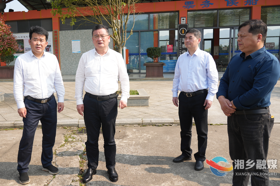 赵新文带队开展巡林巡河工作：筑牢生态安全屏障 守护湘乡绿水青山