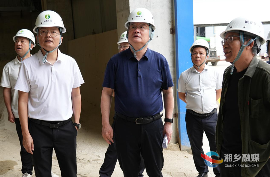 赵新文督导安全生产和防汛工作
