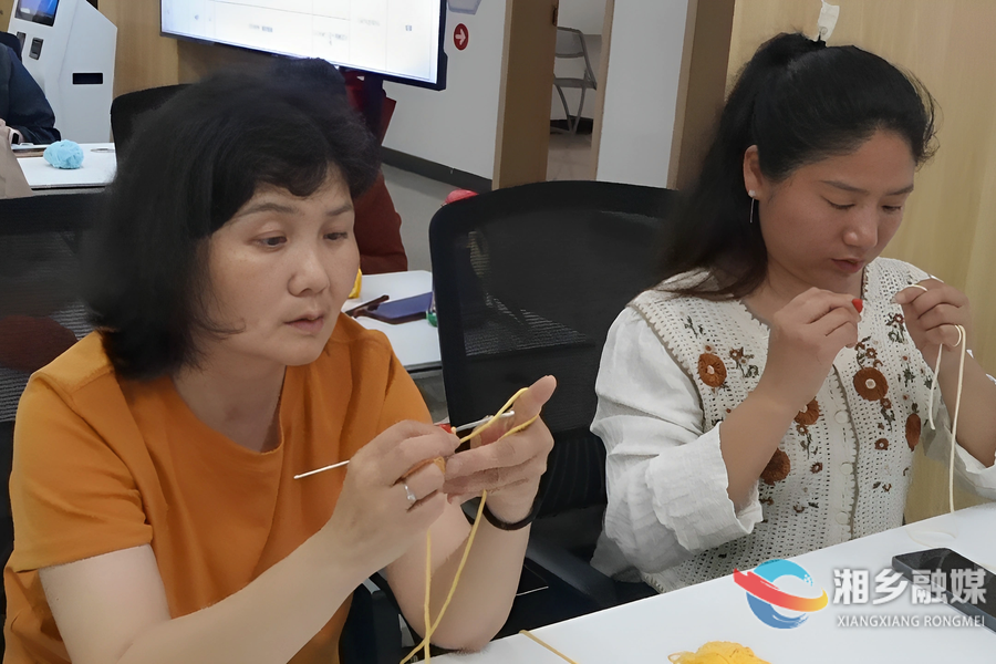 湘乡：指尖生花 “钩”出增收新路子