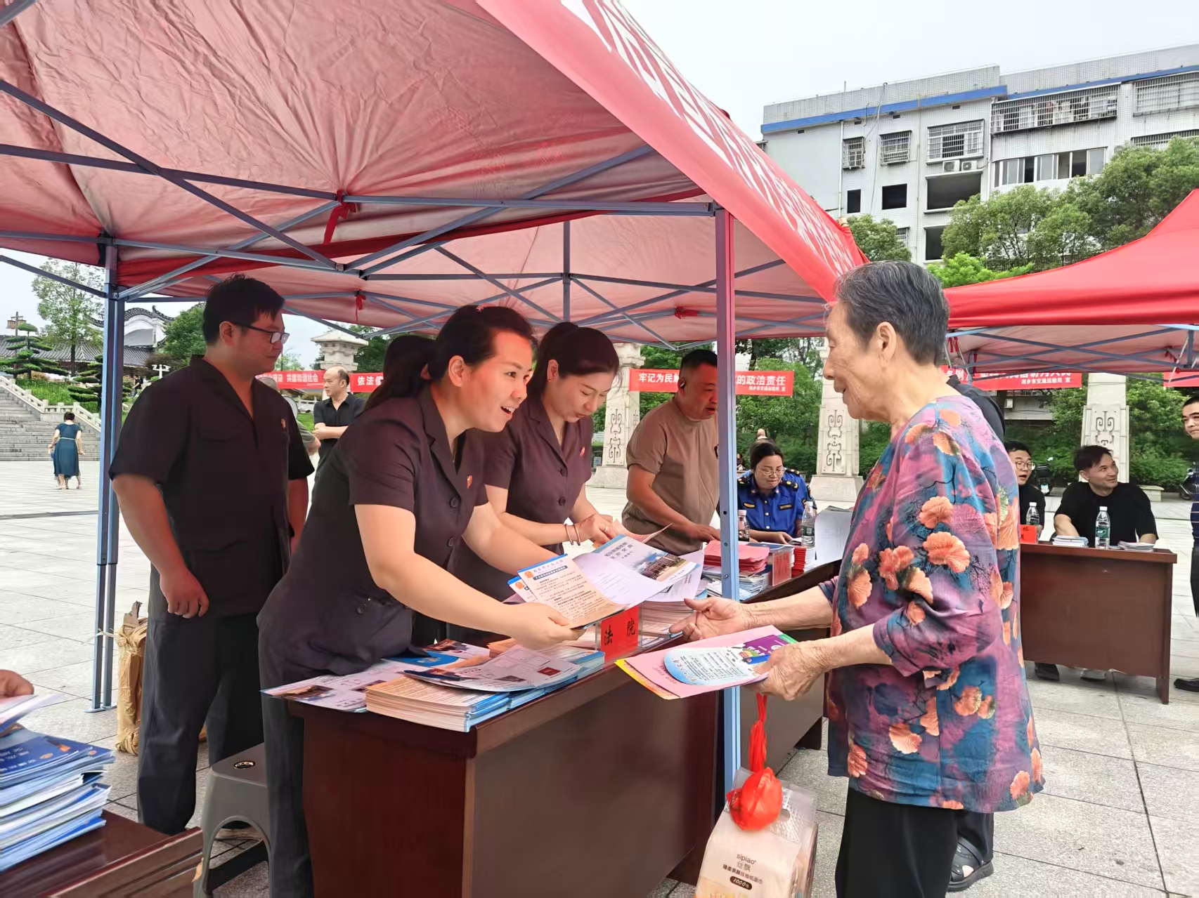 湘乡：全市联动宣传信访法治 依法信访理念深入人心