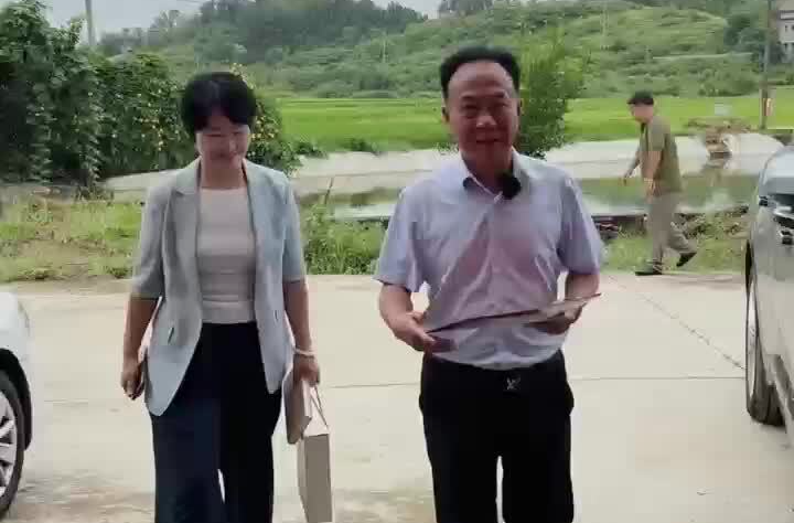 湘潭理工学院为小易送来录取通知书 将量身打造双导师培养方案